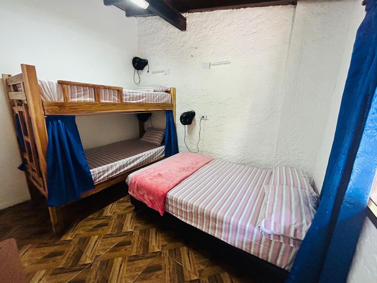 Blue Coast Hostal ميديلين المظهر الخارجي الصورة